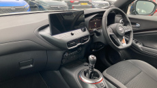 Nissan Juke 1.0 DiG-T N-Connecta 5dr Petrol Hatchback